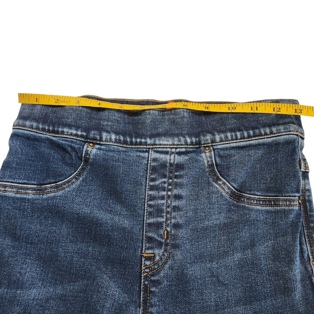 Spanx Womens Cropped Flare Denim Jeans Size Small Dip Dye Hem Pull On High Rise - Picture 9 of 12